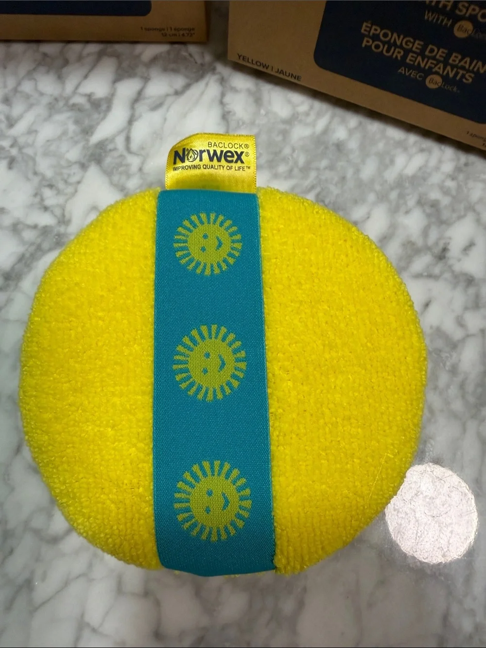 Norwex w- Baclock technology Kids Bath Sponges in Bright Blue & Sunny Yellow. BN